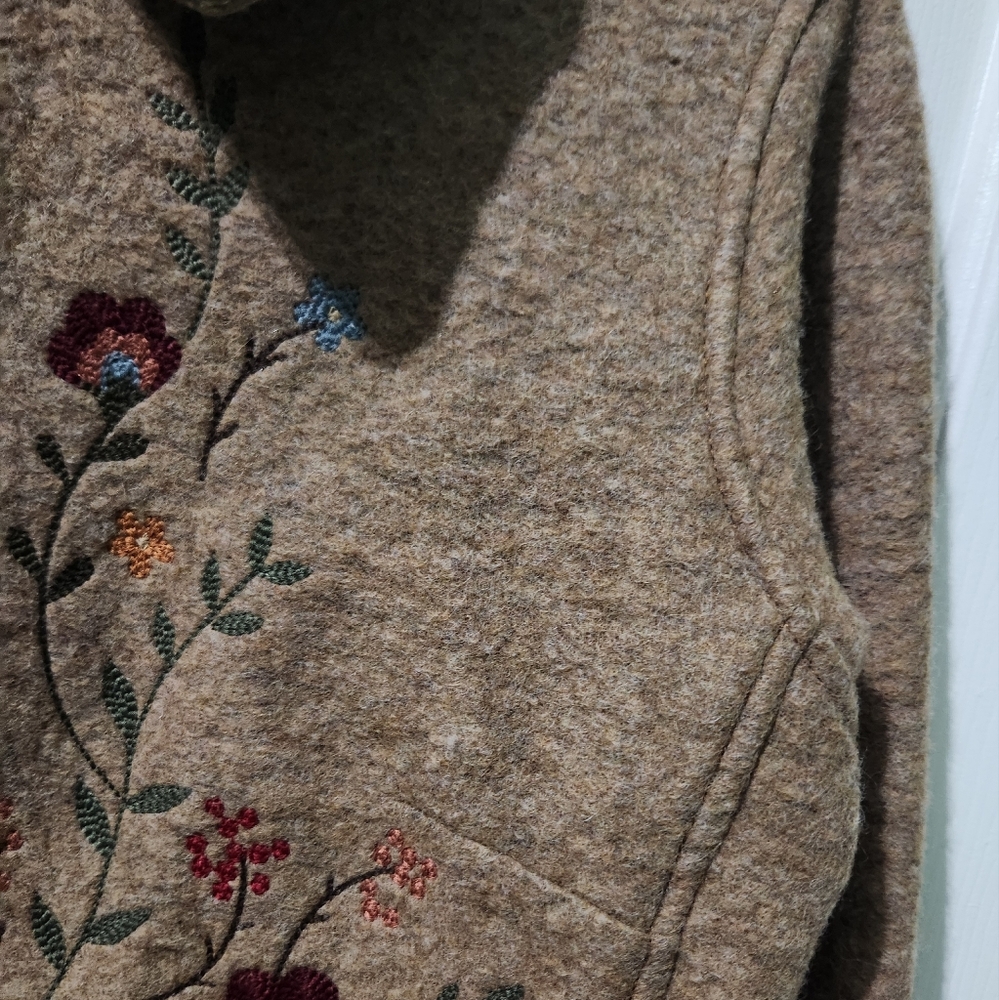 Liz Claibourne Wool Embroidered Jacket - Picture 5 of 14